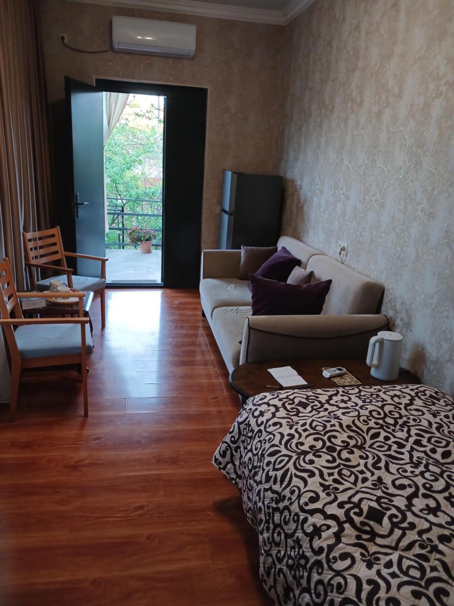 Guest House Nano Martvili Εξωτερικό φωτογραφία